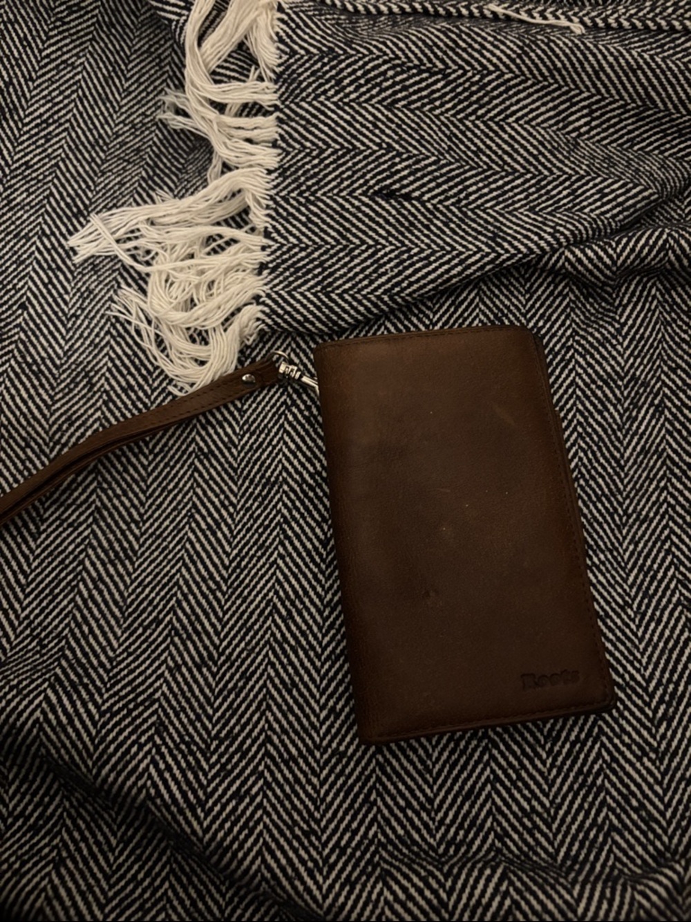 Vintage Roots Tribe Brown Leather Wristlet Wallet - Picture 5 of 6